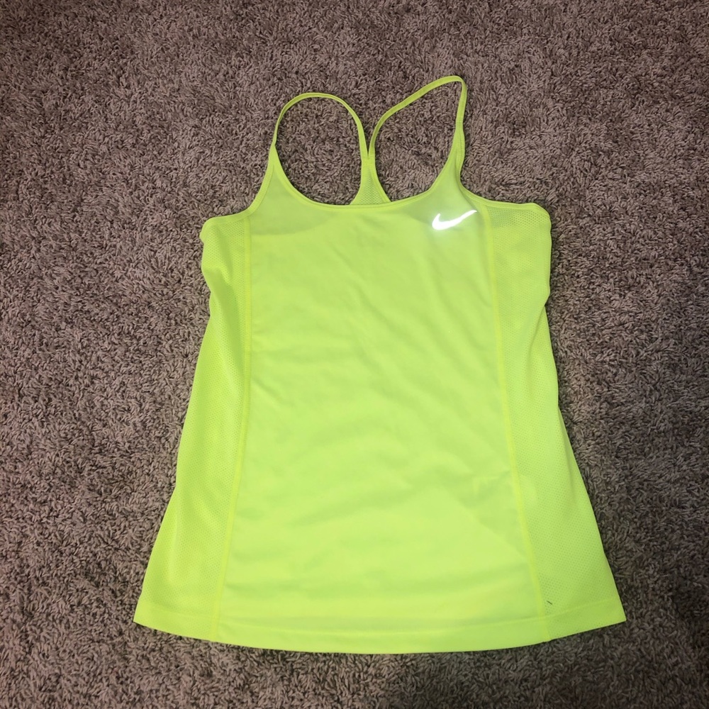 Nike Dri-Fit Razorback